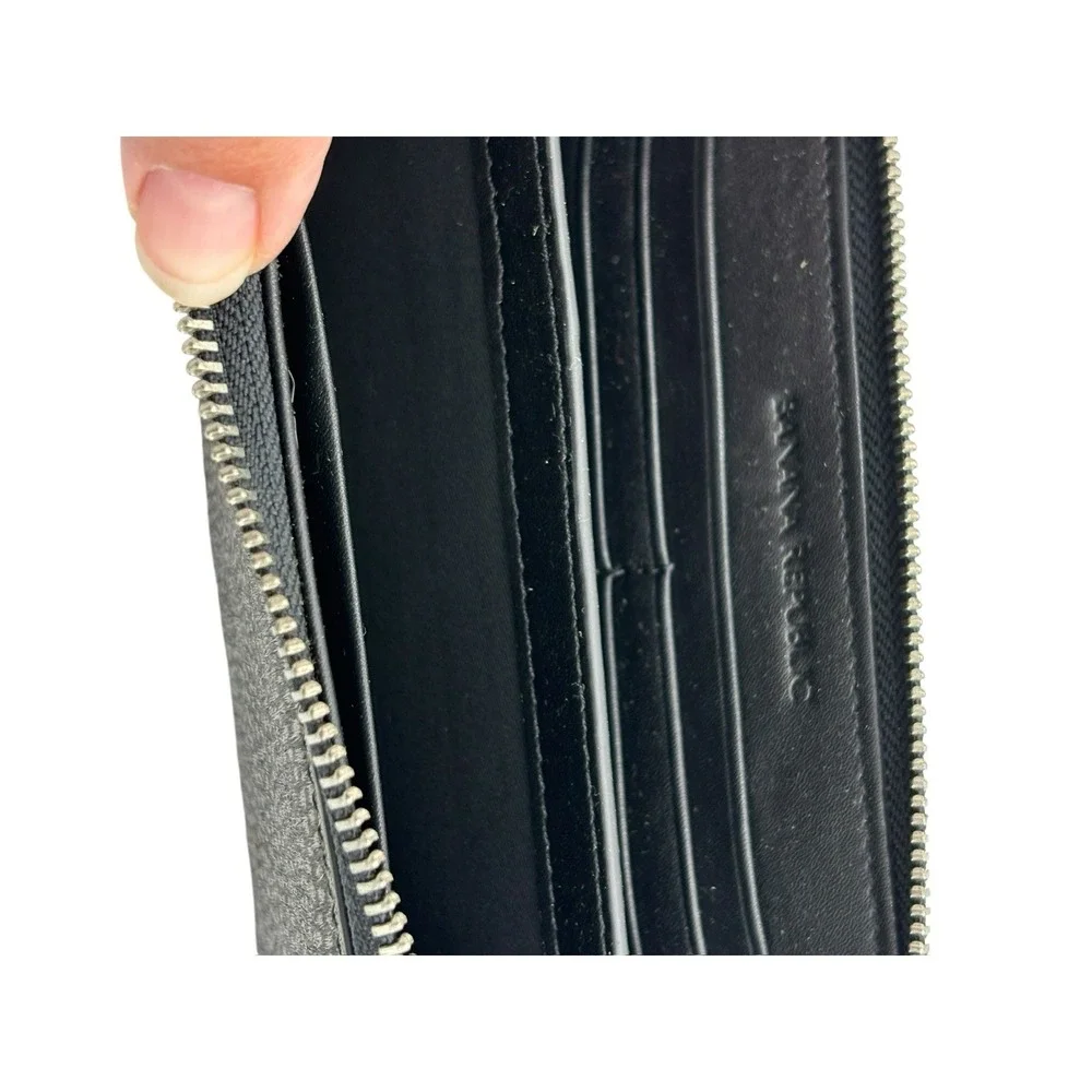 Banana Republic Black and Gray Wristlet Clutch - Picture 5 of 8